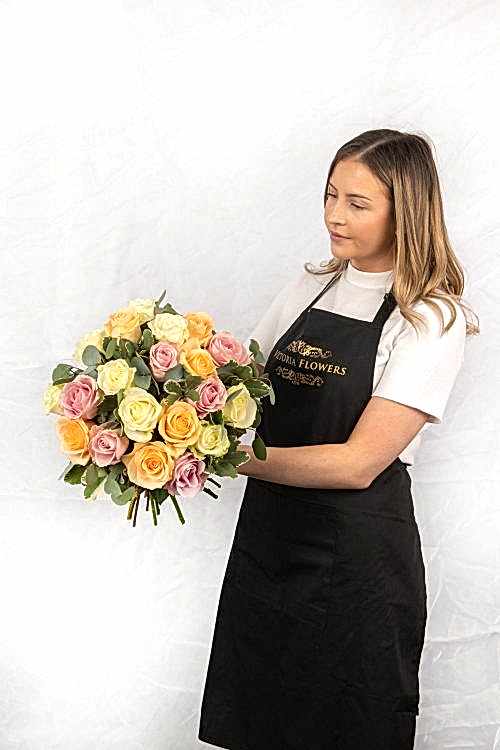 Roses, Hatbox flowers, Luxury flowers