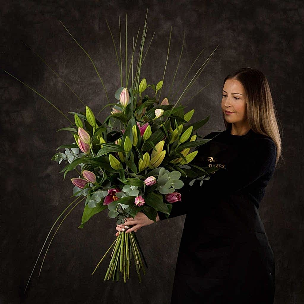 Happy birthday flowers for delivery